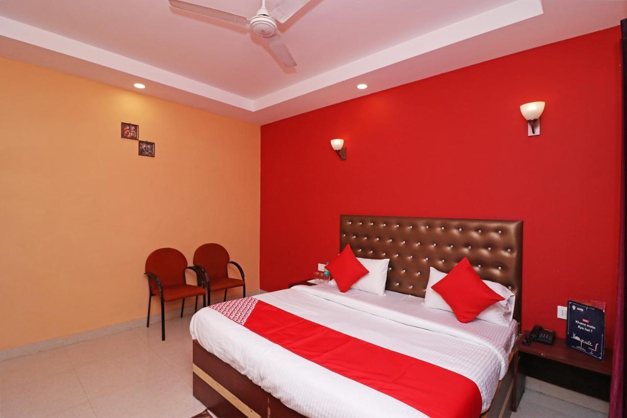 Oyo 14179 Panchvati Hotell Dehradun Exteriör bild