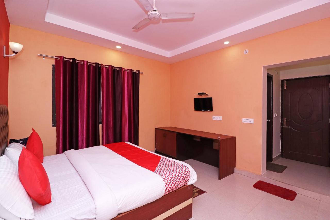Oyo 14179 Panchvati Hotell Dehradun Exteriör bild