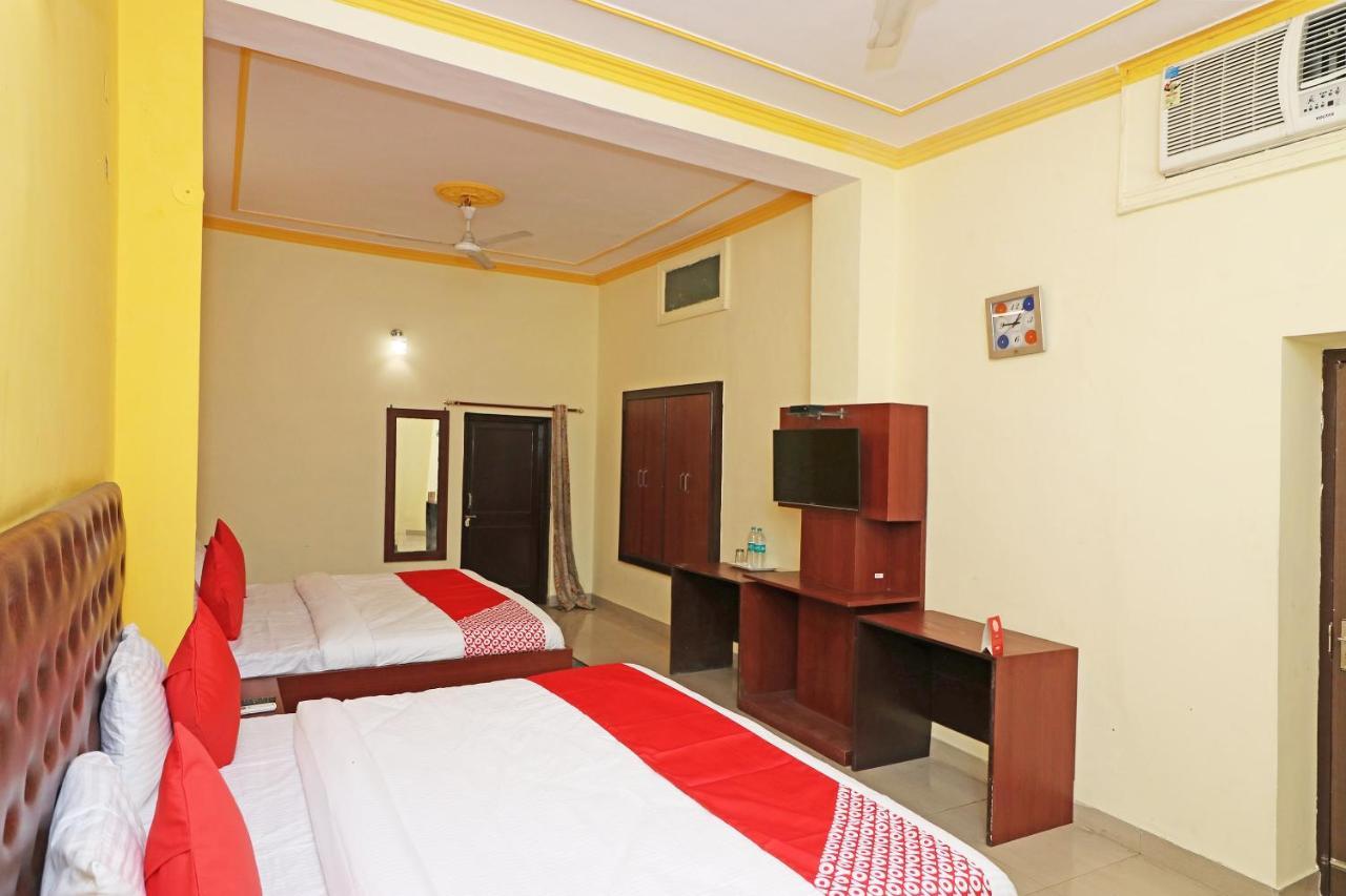 Oyo 14179 Panchvati Hotell Dehradun Exteriör bild
