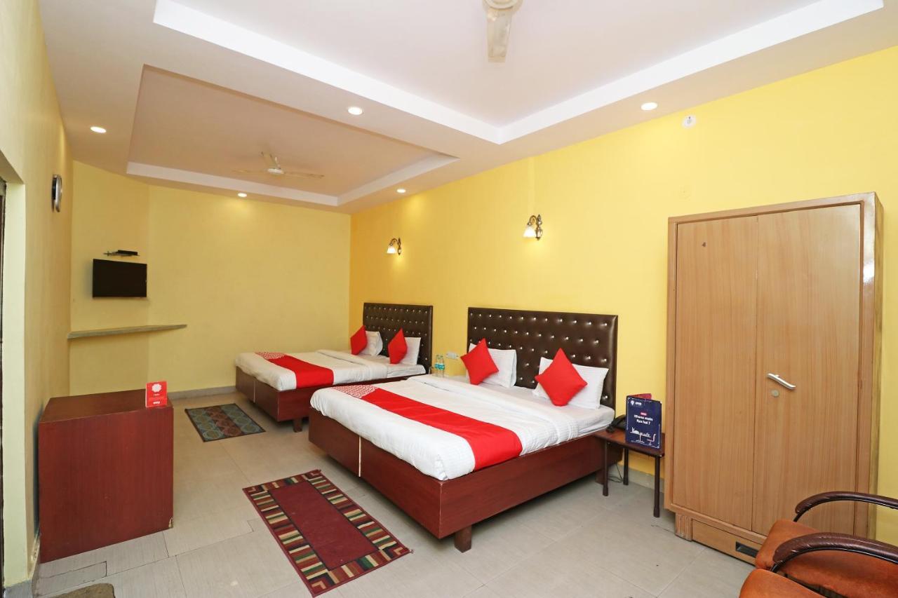 Oyo 14179 Panchvati Hotell Dehradun Exteriör bild