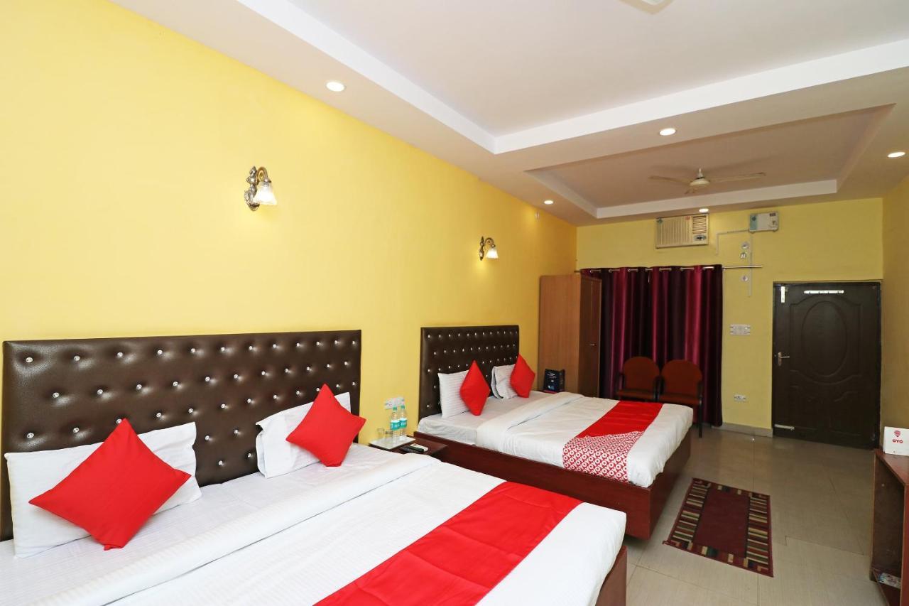 Oyo 14179 Panchvati Hotell Dehradun Exteriör bild
