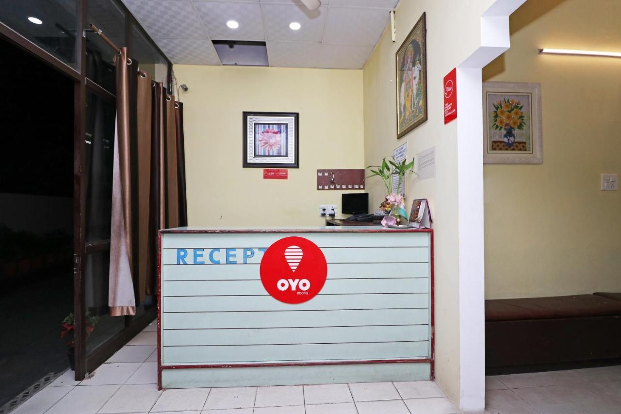 Oyo 14179 Panchvati Hotell Dehradun Exteriör bild
