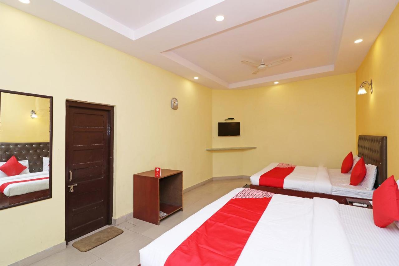 Oyo 14179 Panchvati Hotell Dehradun Exteriör bild