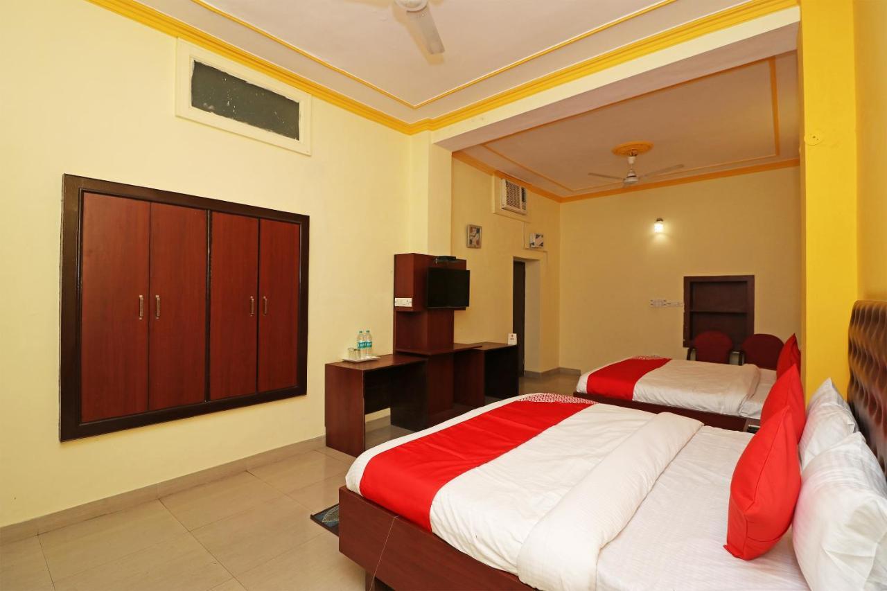 Oyo 14179 Panchvati Hotell Dehradun Exteriör bild